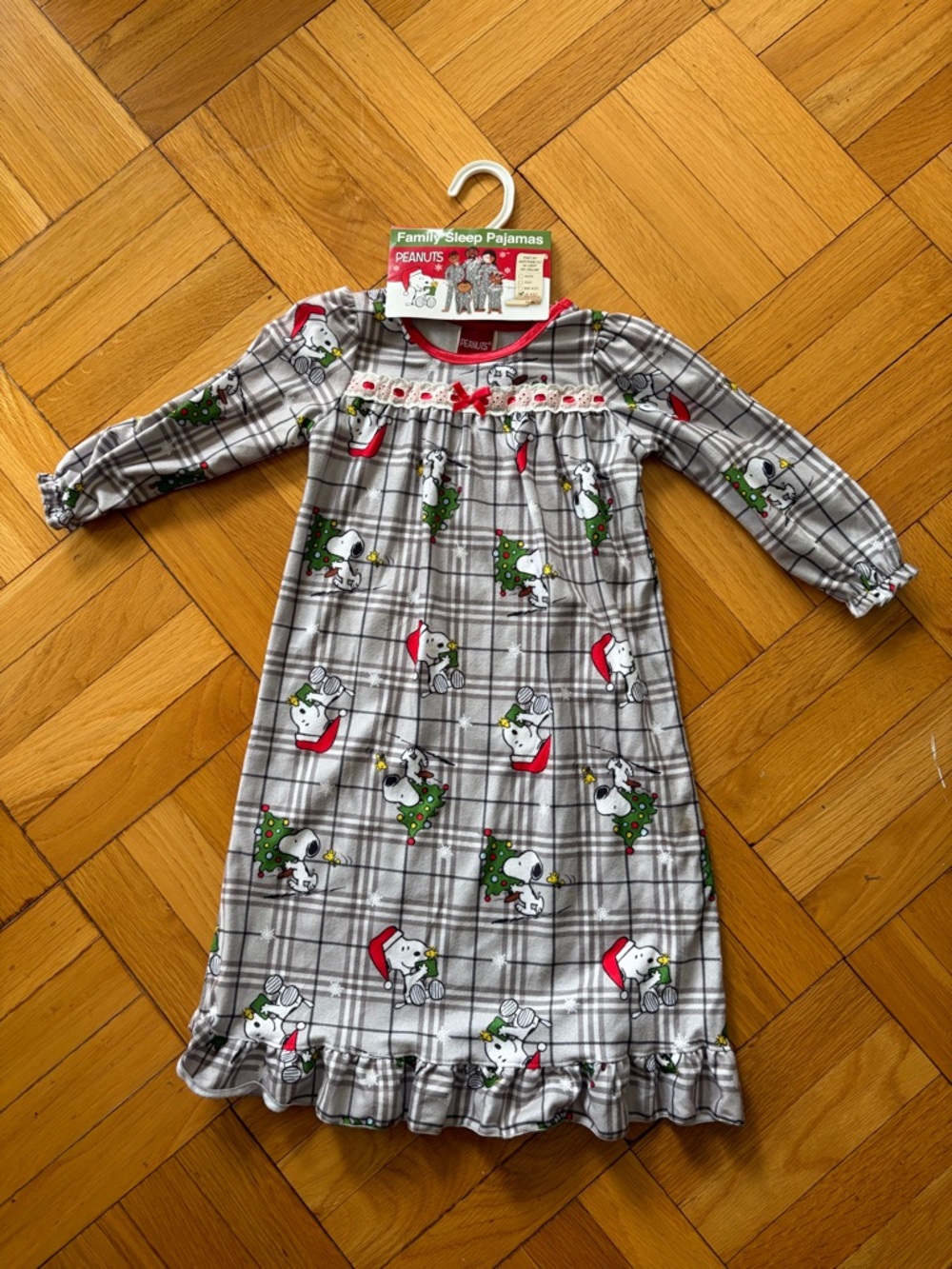 NWT Peanuts Girls' 3T Grey, Red Snoopy Holiday Christmas Nightgown PJ Peanuts
